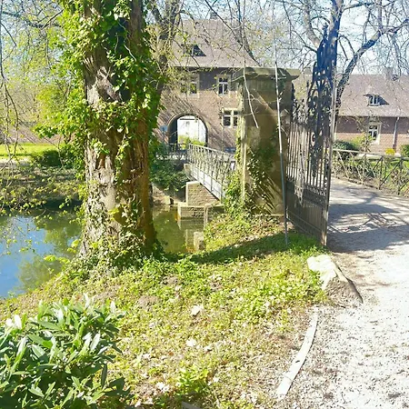 Madame Pompadour Holiday home Ubach-Palenberg